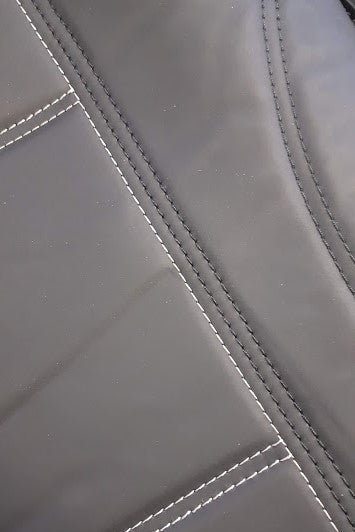 UNIVERSAL FRONT SEAT COVERS  SIZE 30/35 WHITE LAVISH