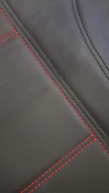 UNIVERSAL REAR SEAT COVERS  SIZE 06/08S RED LAVISH